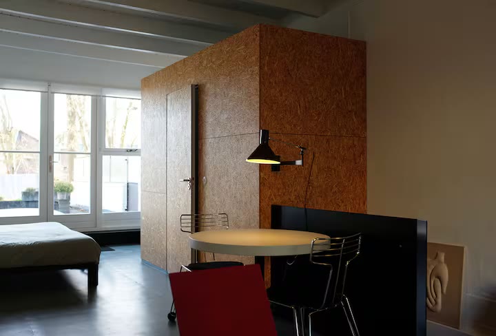 Eettafel met hanglamp