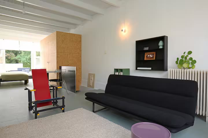 Zithoek met Artifort bank